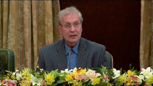 YE dixwaze Îran pabend be, û Îran jî amdeye li gel Emerîka bi merc danûstanan bike